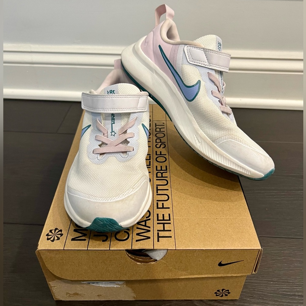 Nike Star Runner 3 Sneakers - 3Y